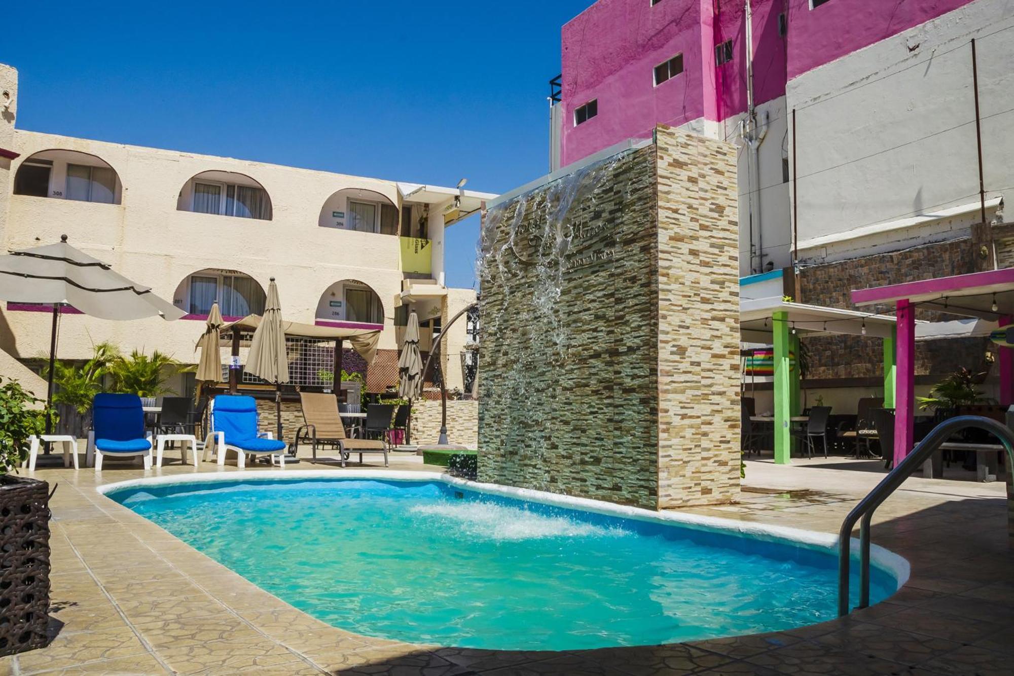Capital O Hotel Dos Mares, Cabo San Lucas Esterno foto